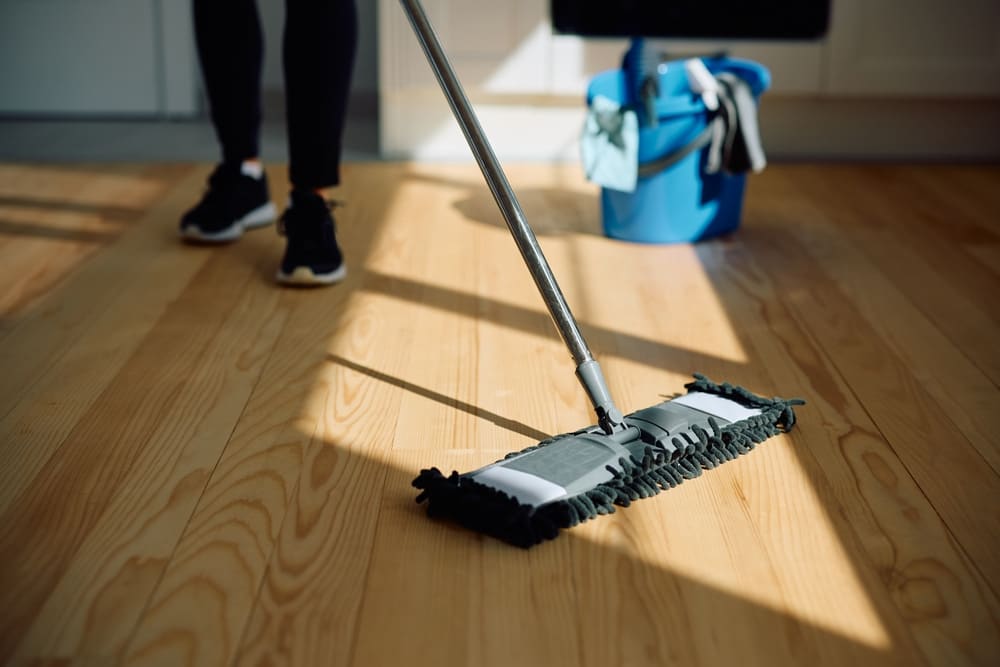 What should be on a weekly cleaning list