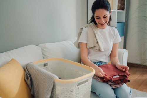 How to clean a bedroom step by step